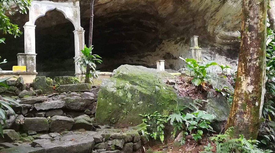 Kitulgala Belilena Cave Photo